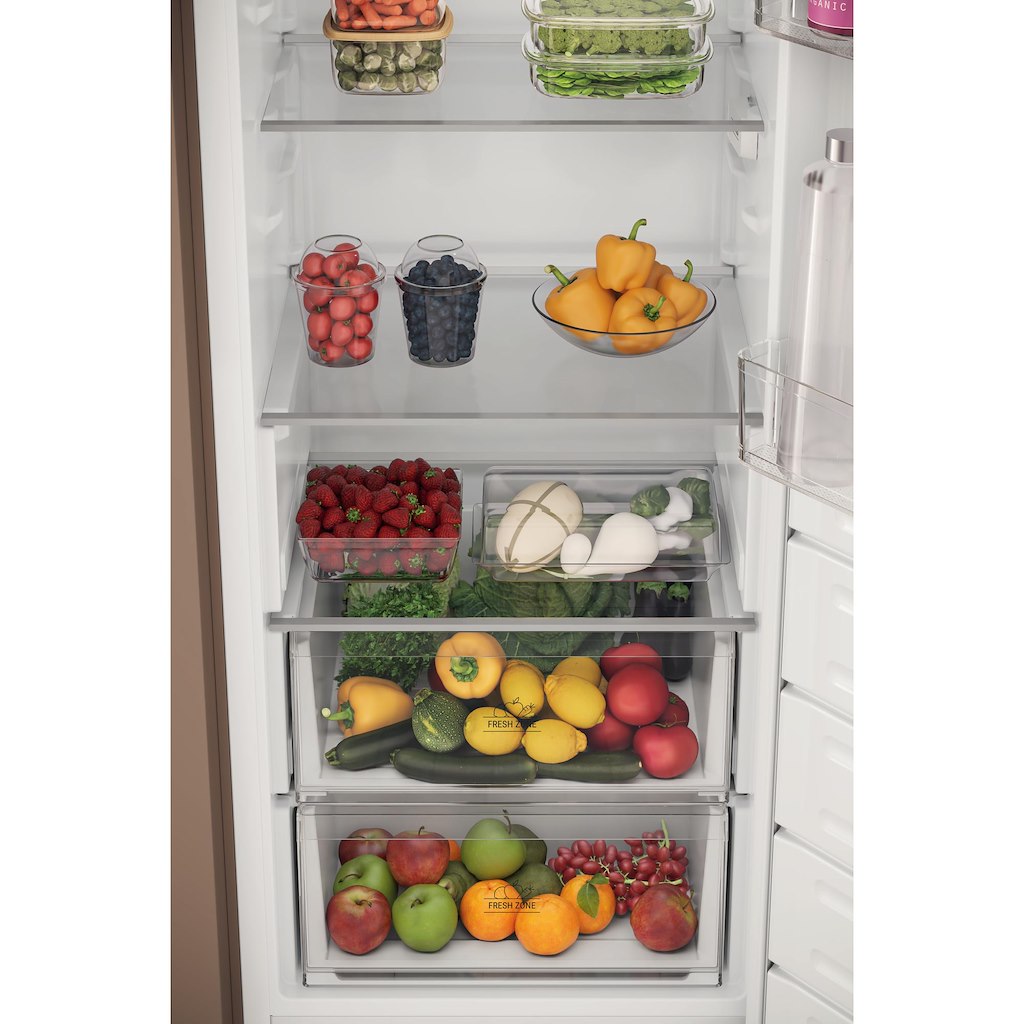 Hotpoint HTSD18A011A1 Integrated Fridge